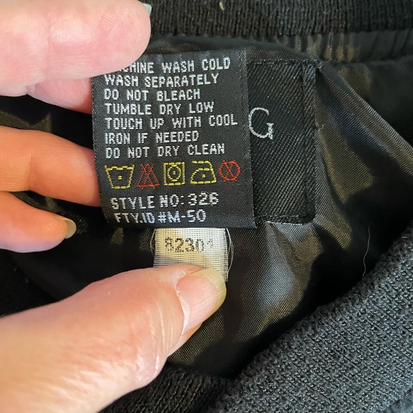 CAT Turning Point Pull-Over Wind Shirt, Black. Embroidered Caterpillar Logo. - Picture 5 of 5